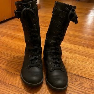 Timberland women’s combat boots